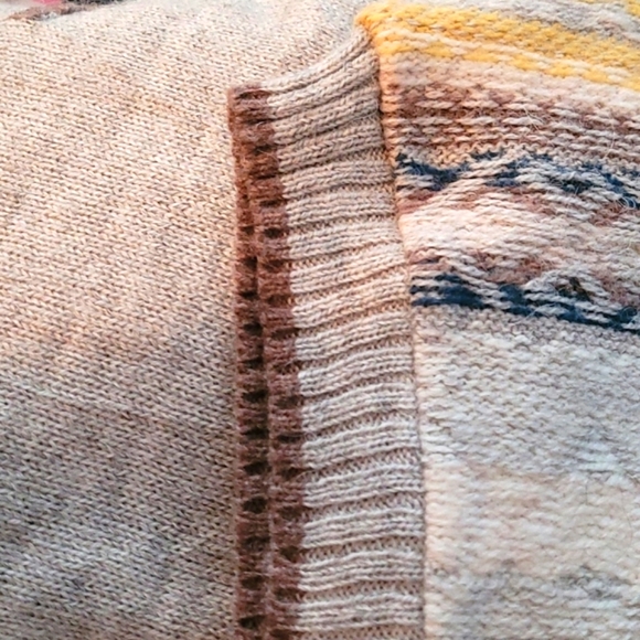 Kenzo Pull Over Wool Alpaca Sleeveless Sweater Vest with Pompoms - Picture 9 of 12